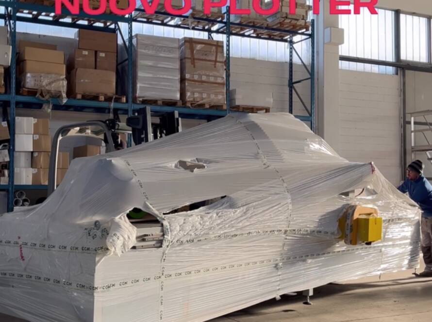 Anche alla Vercan è Natale! Nonostante il lavoro non si fermi mai! Anzi, si incr...